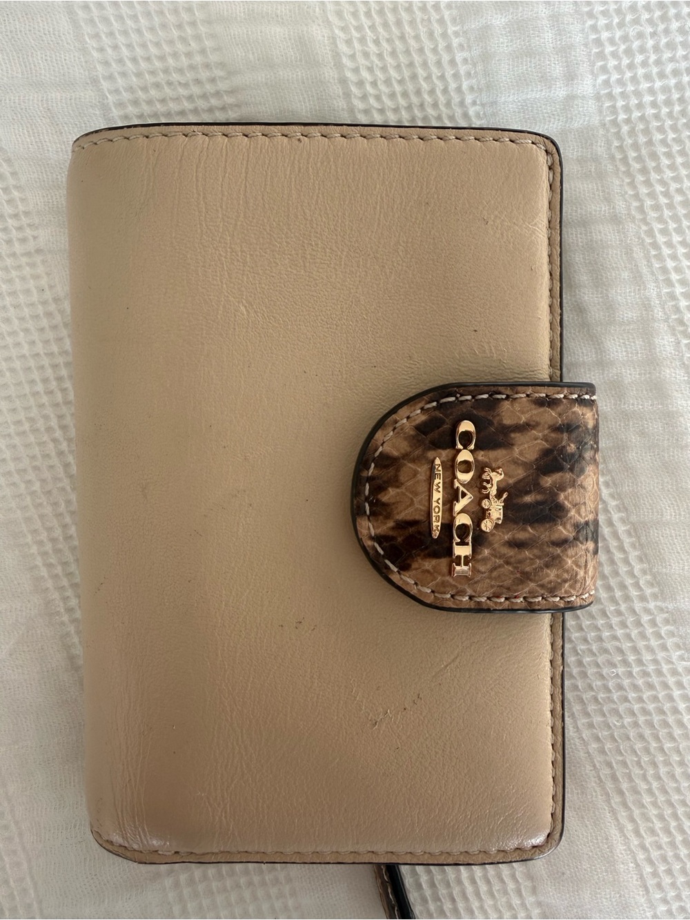 Coach Trifold Card Holder Wallet in Taupe with Snakeskin Tab - Picture 2 of 5